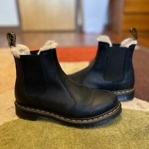 Dr. Martens fur lined Chelsea boots almost new